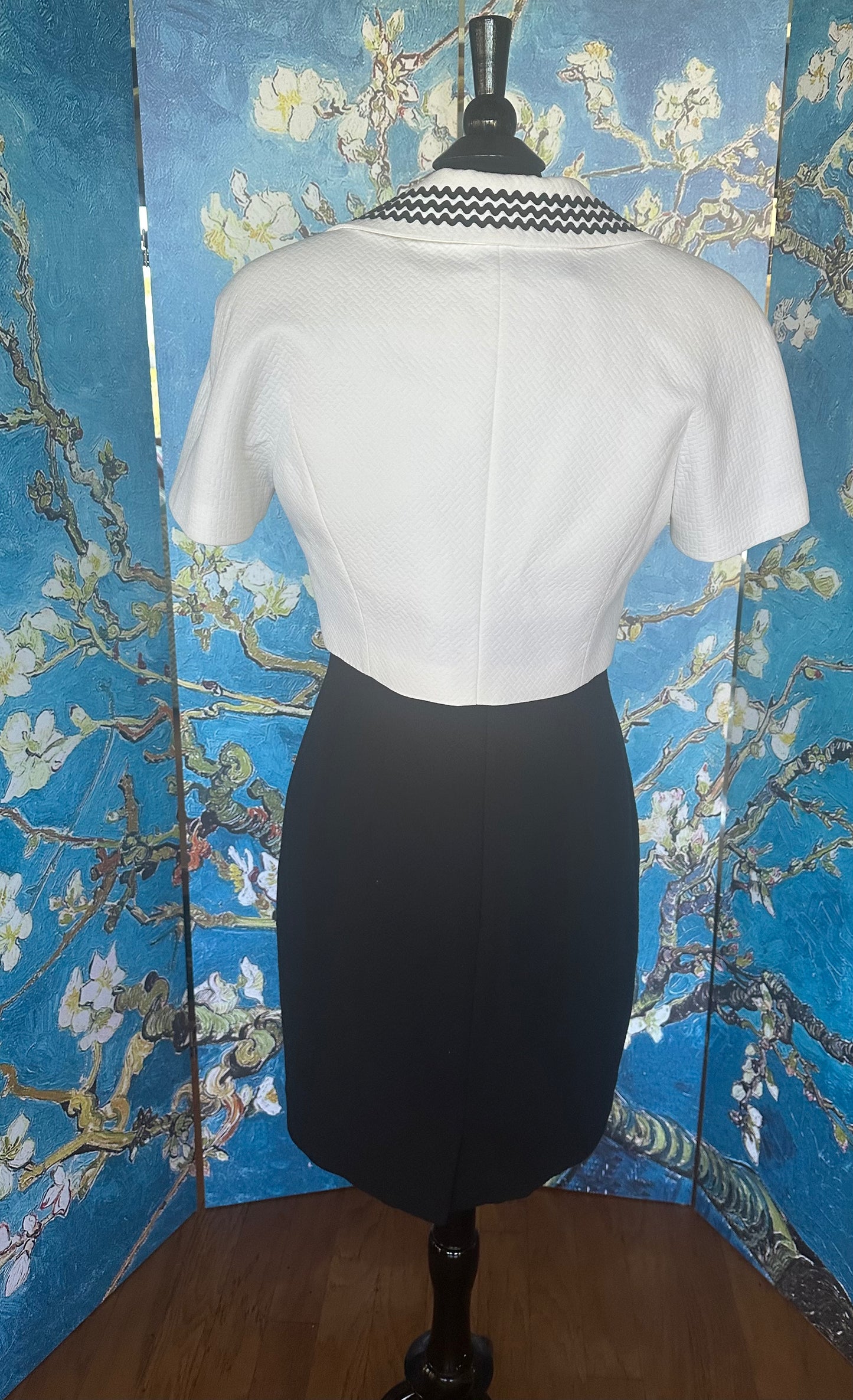 Vintage Mary McFadden Black and White Collared Set