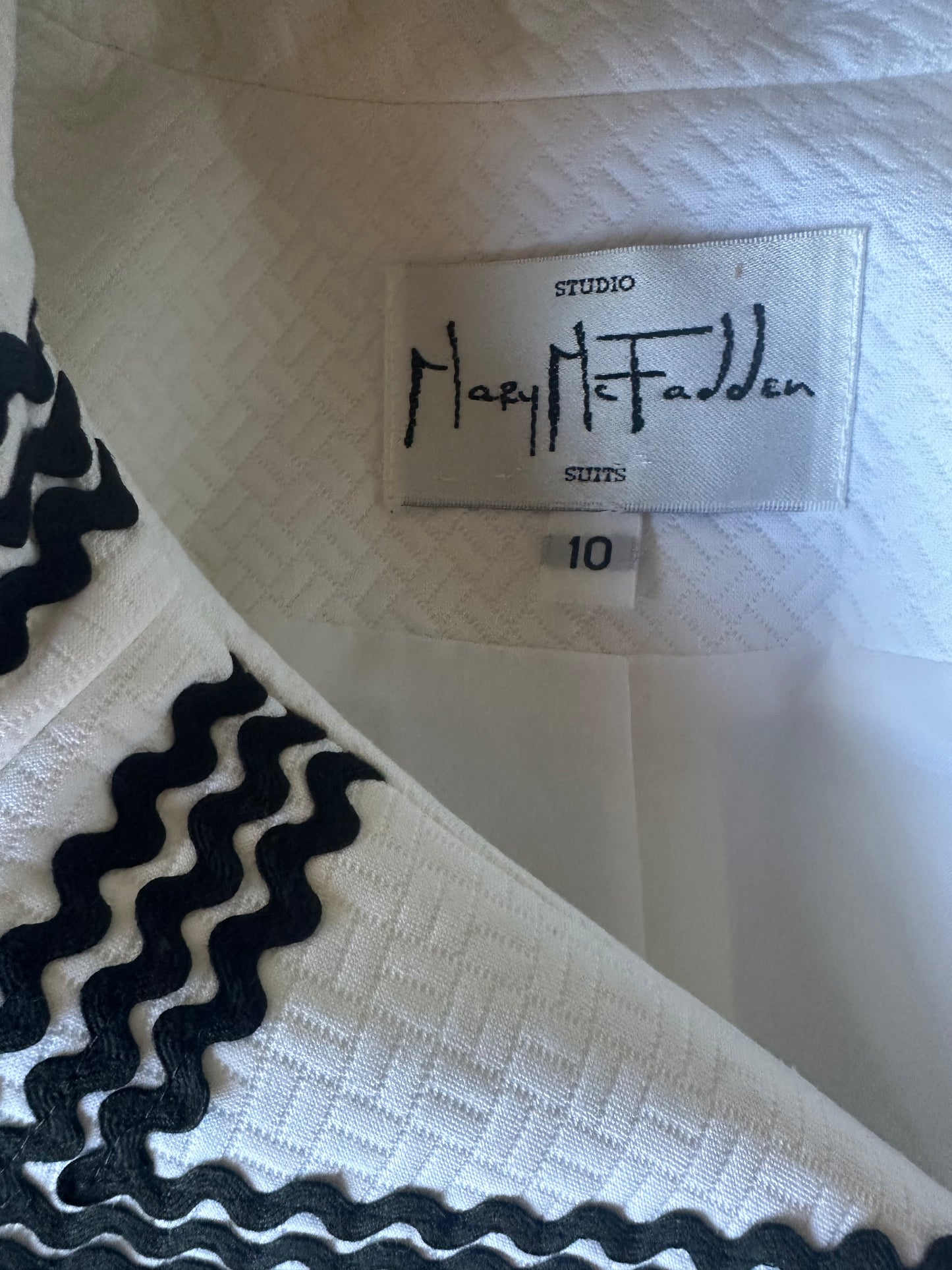 Vintage Mary McFadden Black and White Collared Set