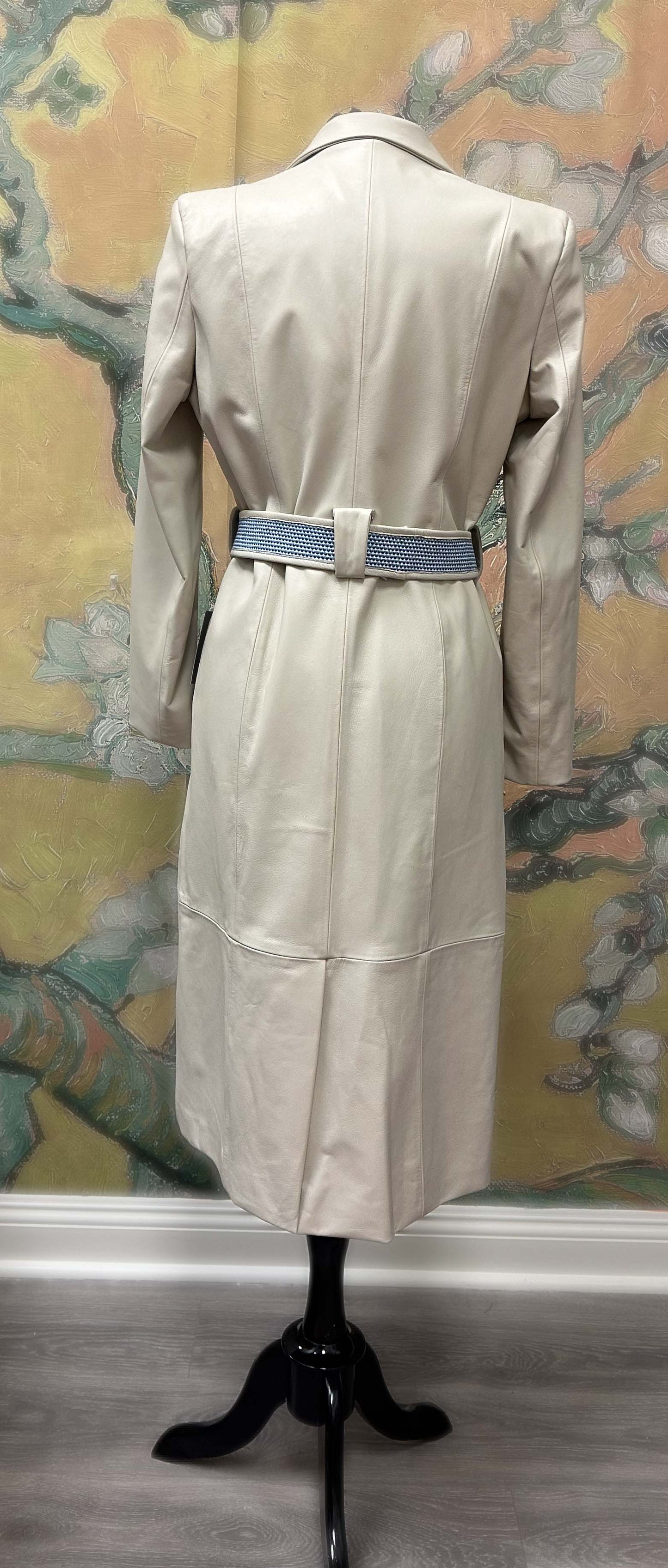 The Teresa Lambskin Trench in Crème