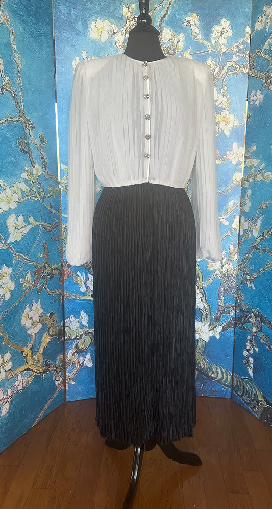 Vintage Mary McFadden Creamy White and Black Couture Gown